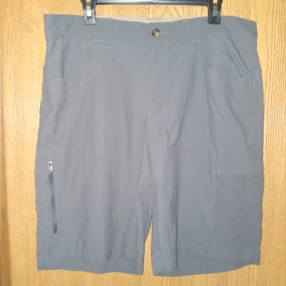 Columbia Shorts
